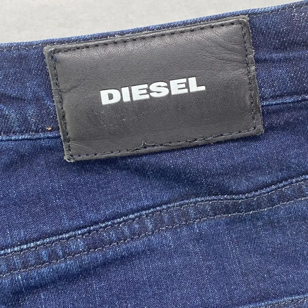 Ladies DIESEL NICLAH Blue High Waist Regular Straight dark Y2k‎ Jeans Sz 28x27